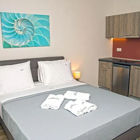Aelia Luxury