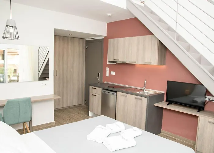 Aelia Luxury Nikiti (Sithonia)